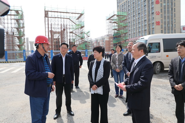 市领导会办推进内环高架建设