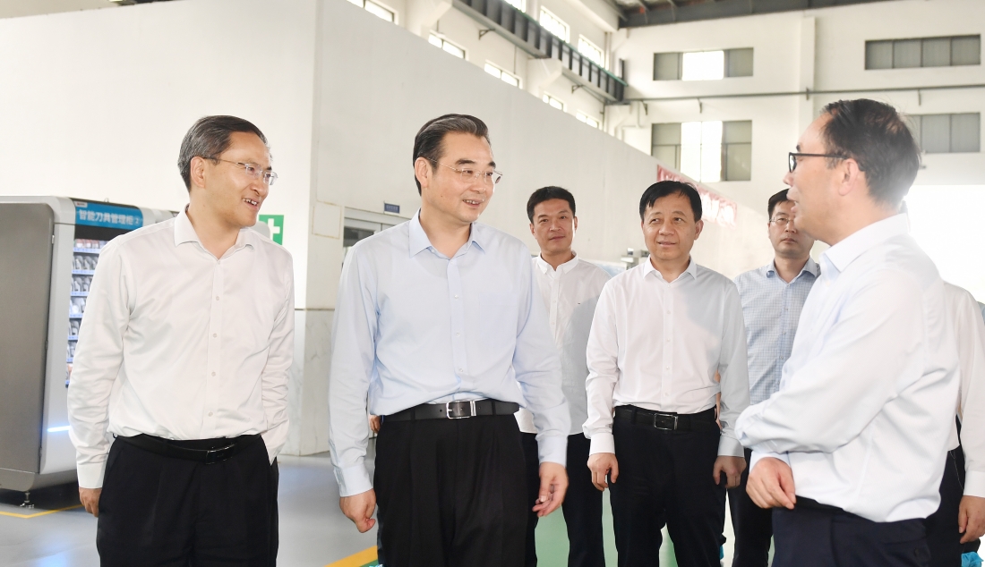市领导到淮安经济技术开发区调研