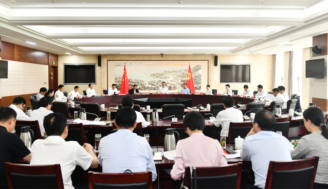 市委常委会召开会议