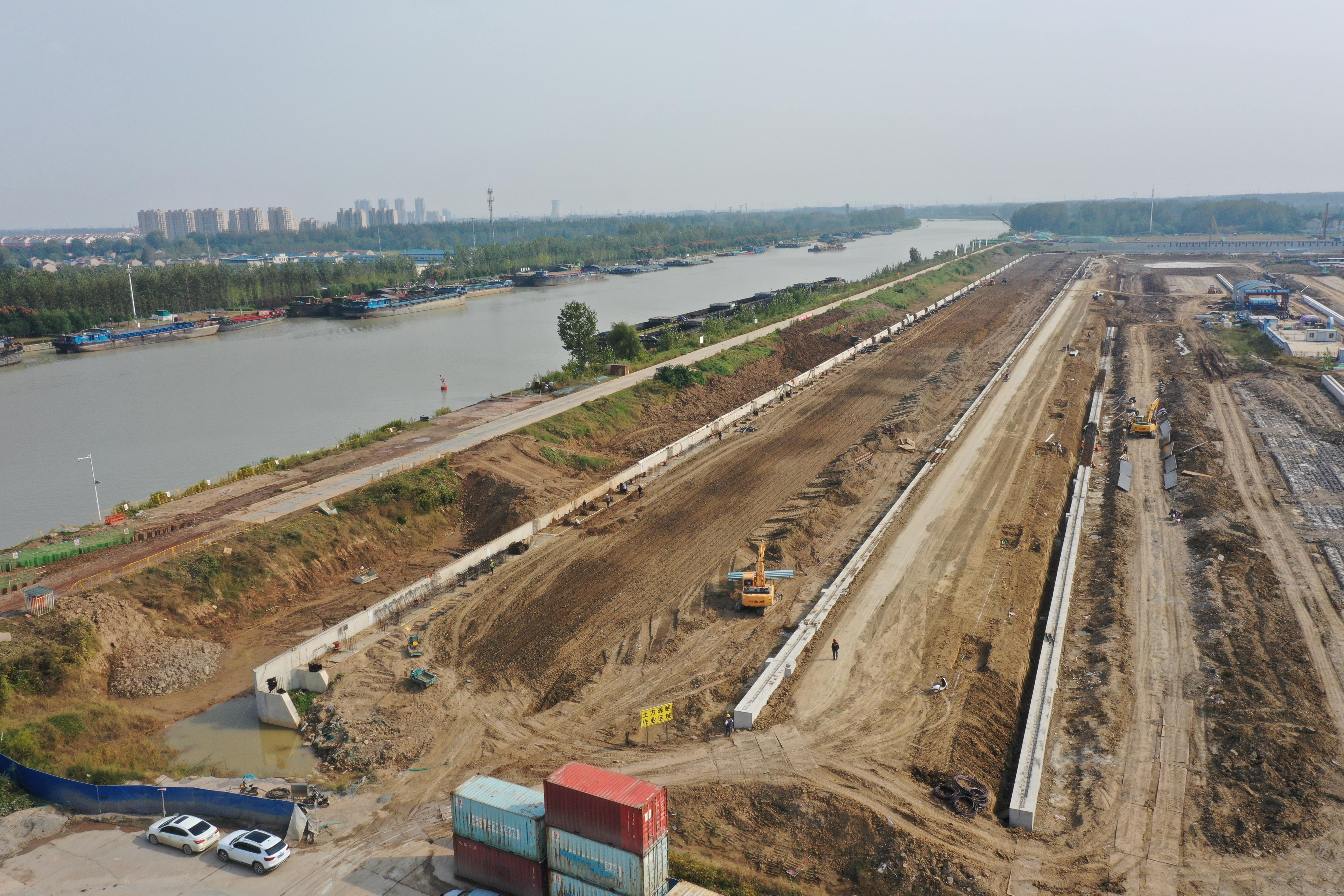 我市年度港口建设投资超11亿元 水运集装箱吞吐量超40万...