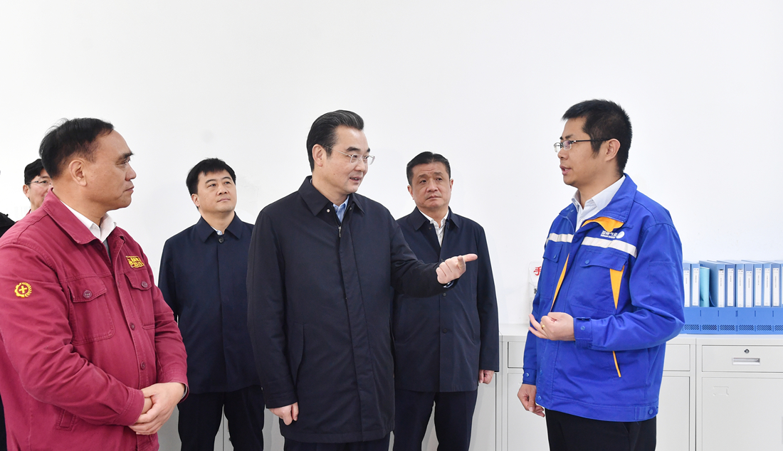 市领导调研“两重”“两新”项目实施情况