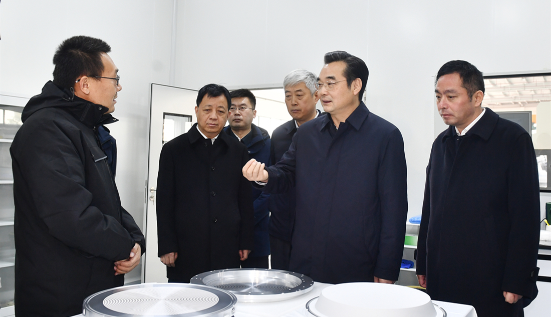 市领导到科技创新型小微企业走访调研