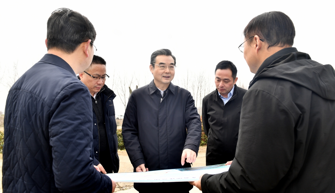 市领导调研生态环境保护暨巡河工作