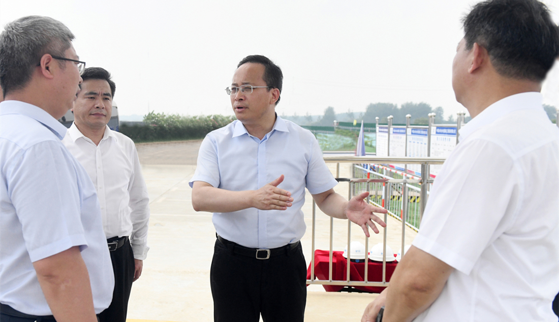 市领导检查调度防台防汛工作