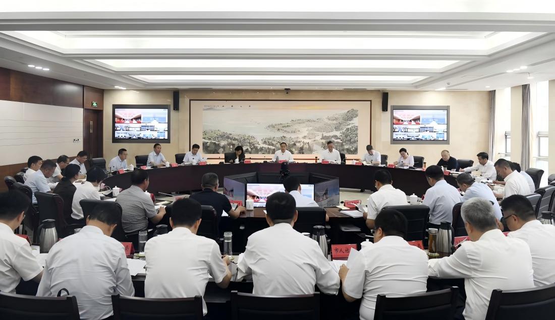 市政府常务会议召开
