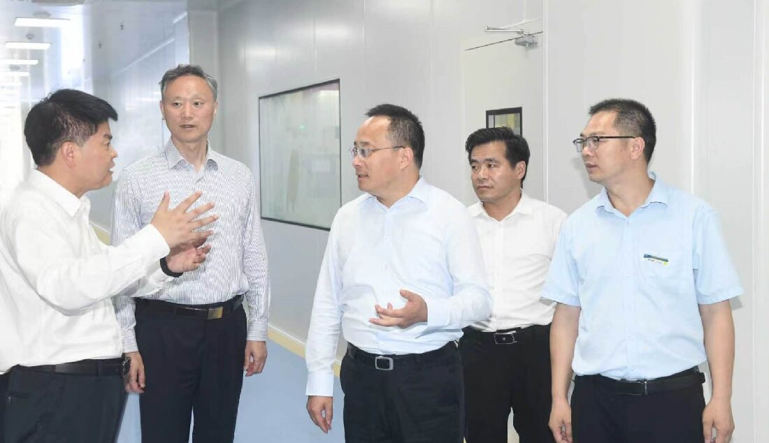 市领导调研推进开发园区高质量发展